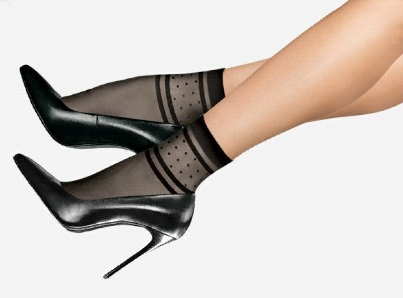 Silonkové ponožky: nenápadný detail, ktorý mení outfit